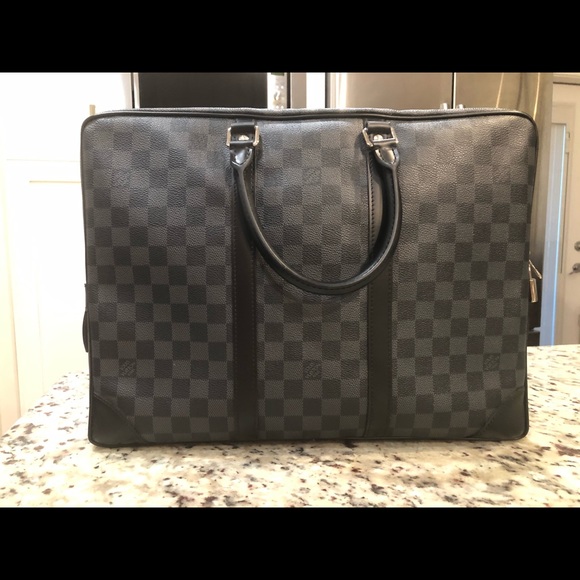 AUTHENTIC LOUIS VUITTON Men’s bag - Picture 9 of 9
